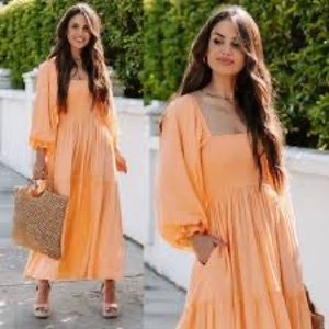 Vici treya puffed sleeve smocked midi dress